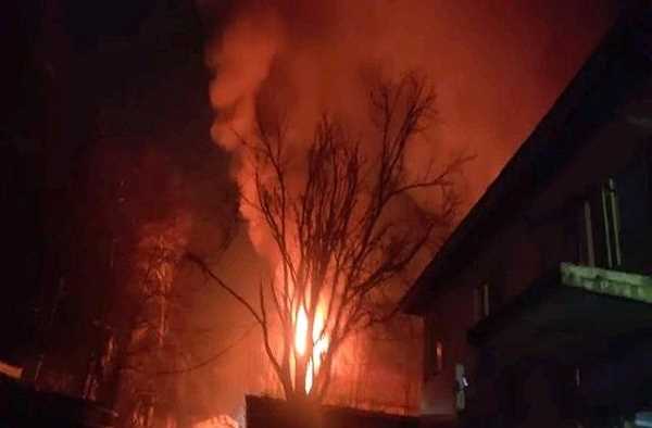 श्रीनगर के बोन एंड जॉइंट अस्पताल में भीषण आग, मरीजों को दूसरे अस्पताल भेजा गया